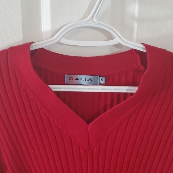 DALIA V neck sweater - Picture 5 of 7